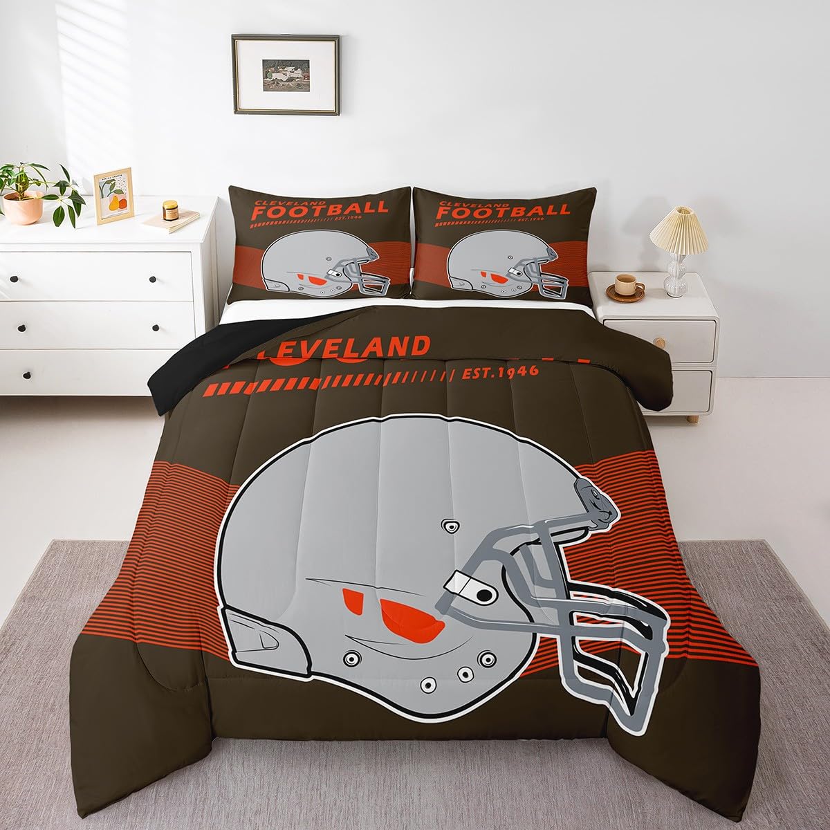 American Football City Comforter Set Football Player Bedding Queen for Kids Girls Boys American Football Helmet Bed Comforter Set Football Sports Duvet Insert Bedroom Decor, Brown Orange(Cleveland)