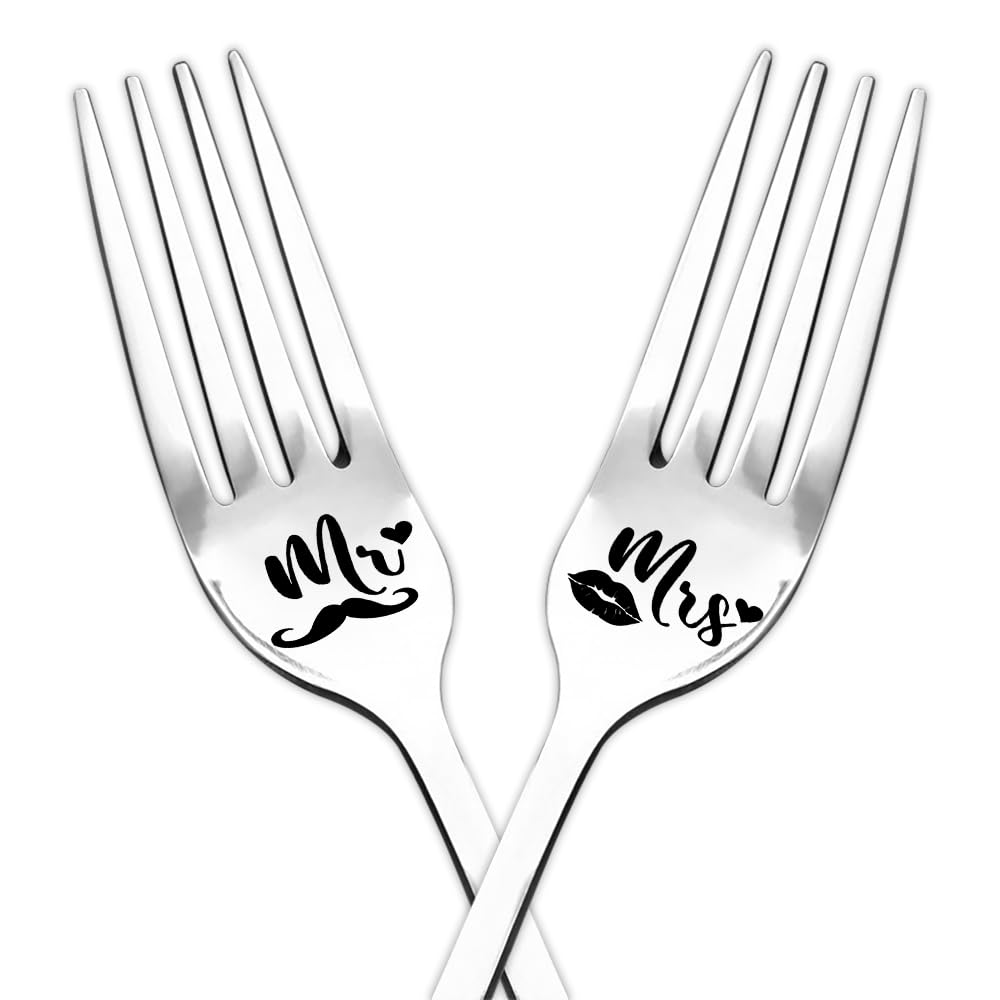 Funny Valentines Birthday Gifts for Couples Mr and Mrs Forks for Boyfriend Girlfriend BF Anniversary Engagement Gifts for Husband Wife GF Dinner Fork Mr Mrs Gifts for Him Her Engraved Salad Forks 2Pcs