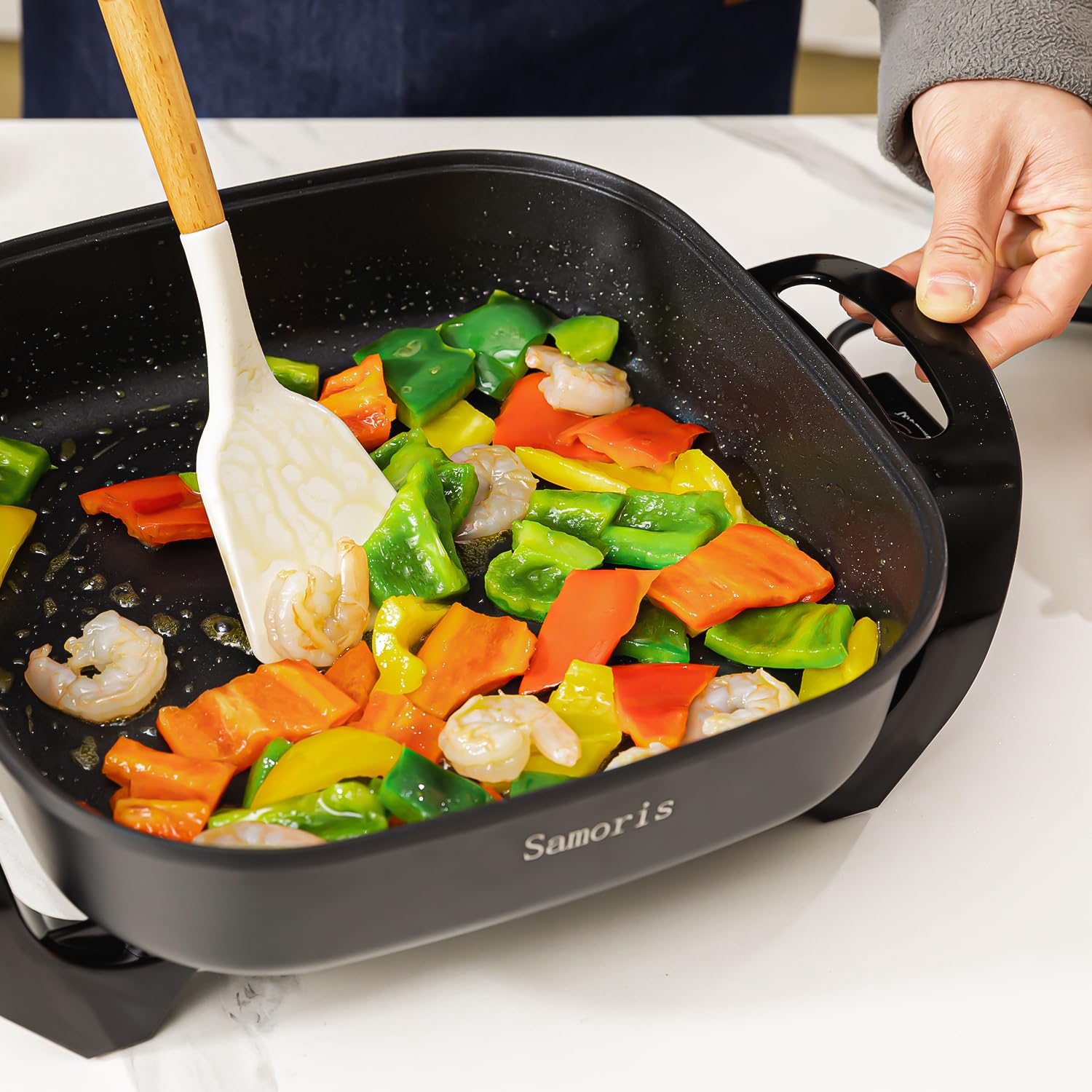 Samoris Non-stick Electric Skillet with Glass Vented Lid, 17inch x 12inch(5 Quart) Frying Pan,Adjustable Temperature, Cool Touch Handles, Quick Even Heating,Scratch Resistant,1500W, Black