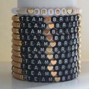 KIWILEPI Bachelorette Party Favors, 11pcs Black Bracelets for Team Bride 1pc White Bride Beaded Bracelet, Handmade Bridesmaids Gifts for Proposal Box Beach Wedding Party for Bride Tribe