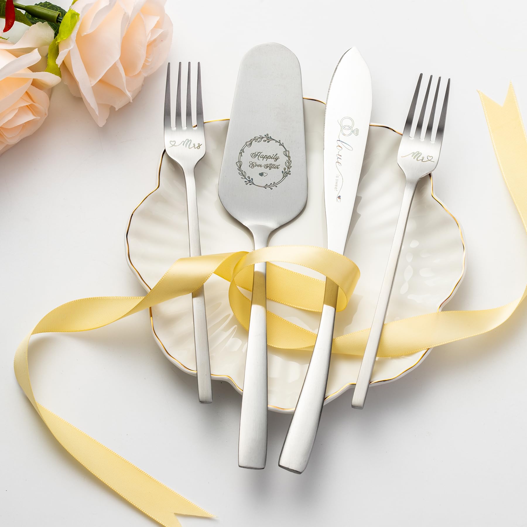 iooiluxry Cake Cutting Set For Wedding, Wedding Cake Knife And Server Set, Mr And Mrs Forks And Cake Cutter Set For Wedding, Bridal Shower Gifts, Engagement Gifts For Couples (Silver)