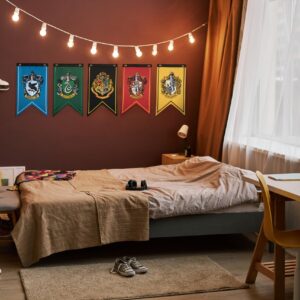 Conquest Journals Harry Potter Wizarding House Banner Flag Set, 12'' x 20'' Polyester Flags, Set of 5 Includes Hogwarts Crest, Gryffindor, Slytherin, Ravenclaw & Hufflepuff Banners, Birthday Party