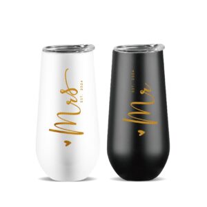 CARAKNOTS Mr and Mrs Gifts Wedding Champagne Flutes Wedding Gifts for Couples 2024 Engagement Newlyweds Bride and Groom Champagne Glasses Mr and Mrs Champagne Flutes 10 0Z