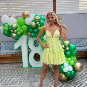 Green Balloons Dark Green Balloon Set, 50 Pcs 12 inch Different Shades Emerald Green Lime Green Confetti Latex Balloons For Jungle Safari Party Supplies St. Patrick's Day Decoration