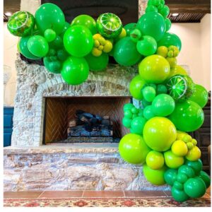 Green Balloons Dark Green Balloon Set, 50 Pcs 12 inch Different Shades Emerald Green Lime Green Confetti Latex Balloons For Jungle Safari Party Supplies St. Patrick's Day Decoration