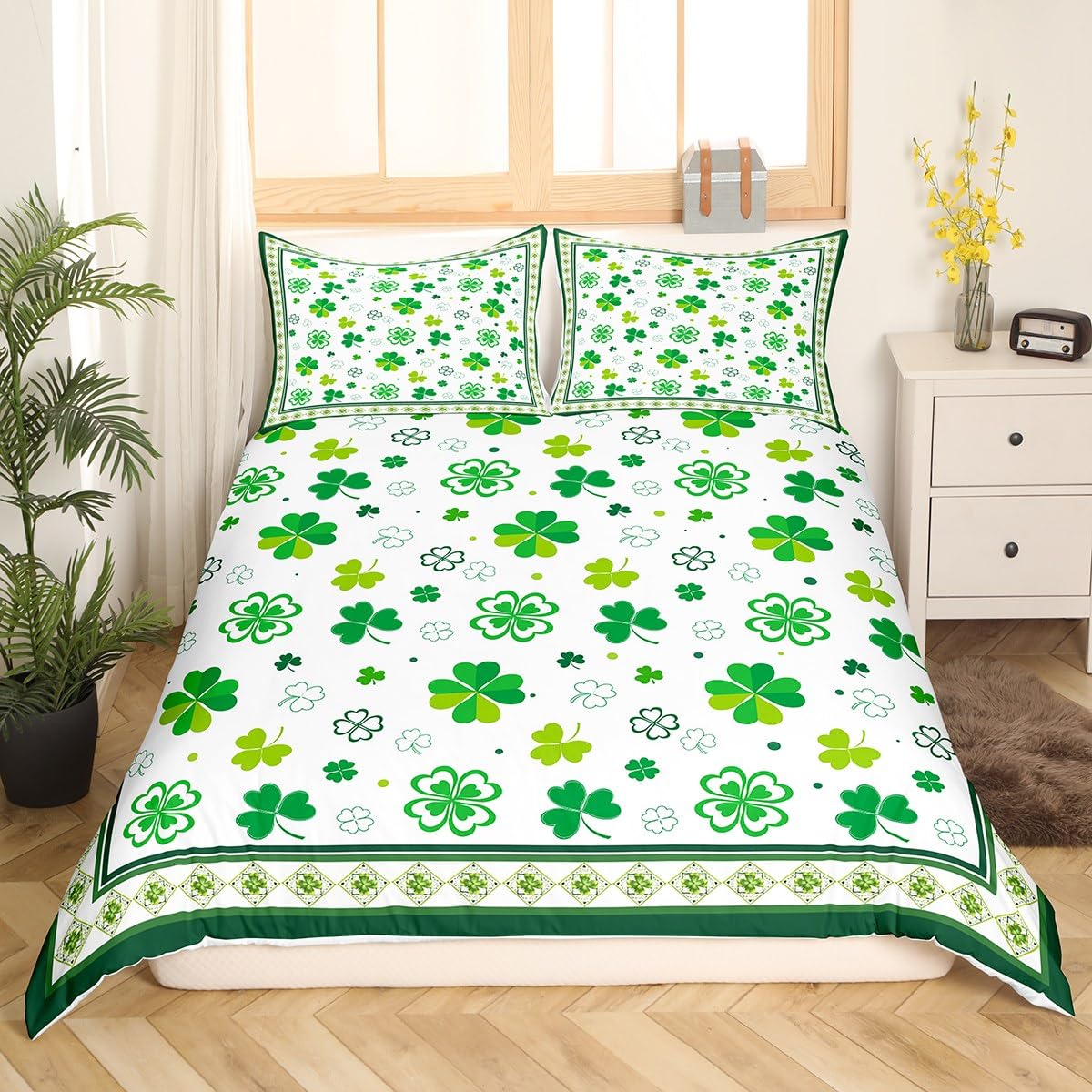 Manfei St. Patrick's Day Duvet Cover Set Queen Size, Lucky Clovers Comforter Cover with 2 Pillowcases, Green Shamrocks Bedding Set 3pcs for Kids Boys Girls Bedroom Decor Lightweight Bedspread Cover