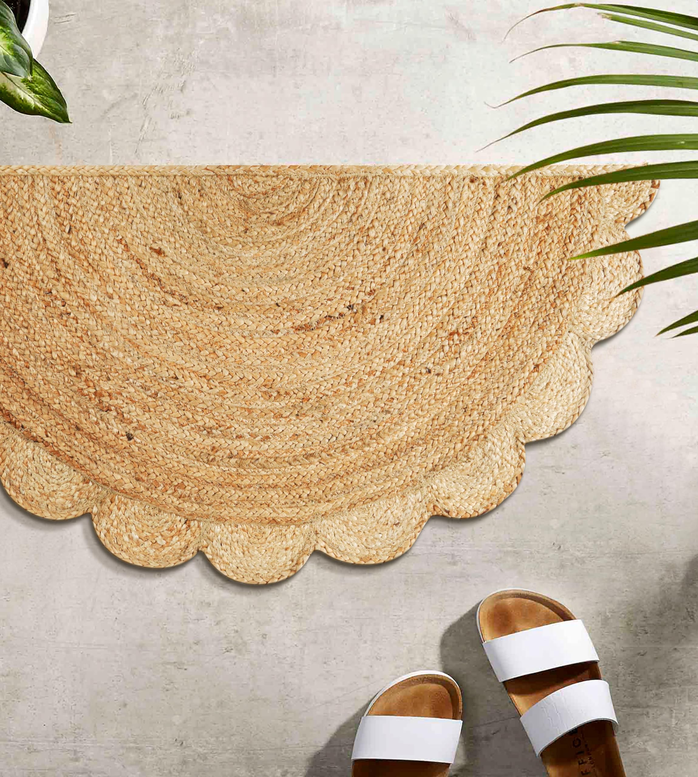 RIANGI Jute Rug 1.5 X 3 Feet - Natural Fiber Braided Rugs, Half Circle Boho Kitchen Rug, Bathroom, and Entryway - Indoor Rugs for Entryway, Small Boho Area Entry Rugs, Scalloped Rug 1.5x3 Ft