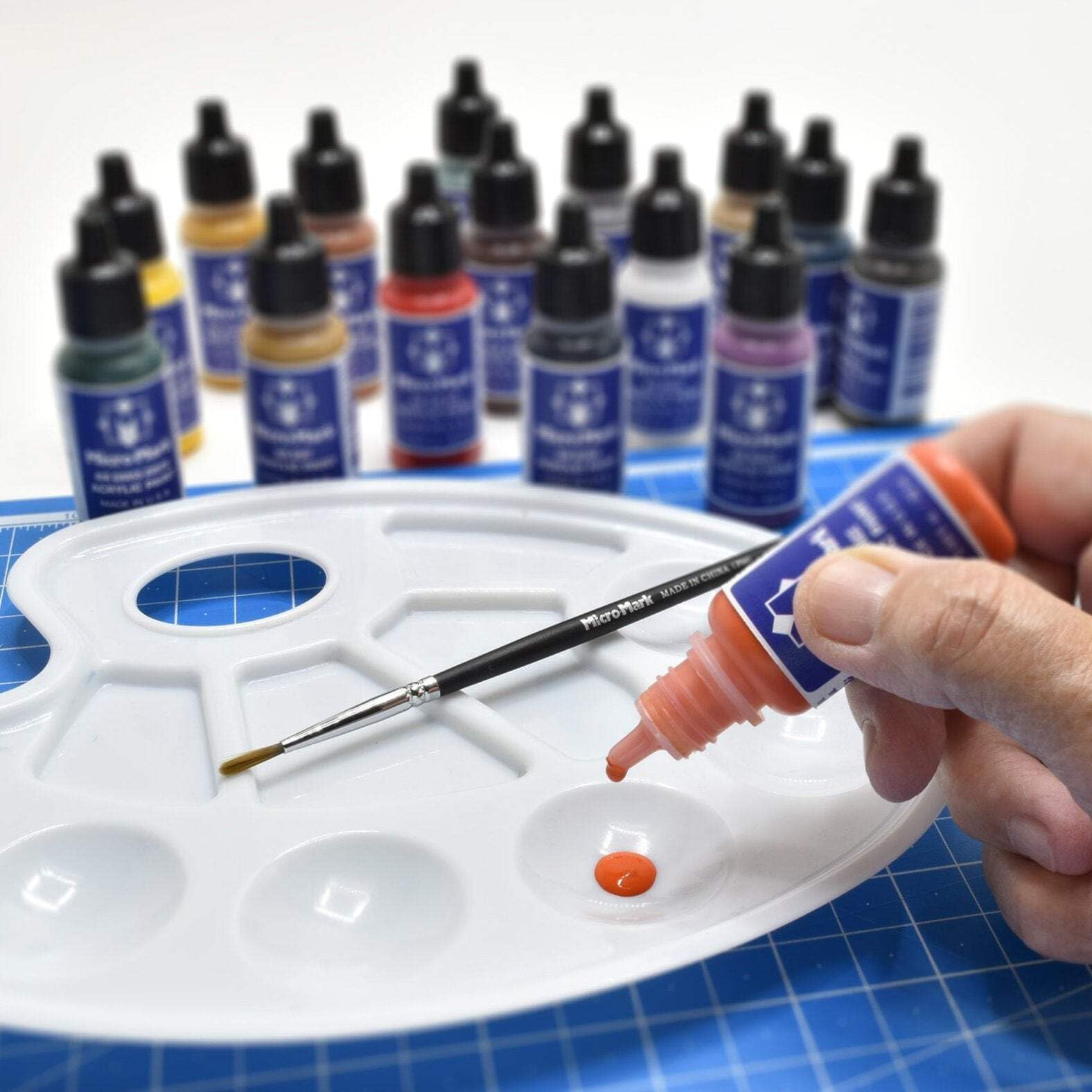 Micro-Mark Basic Color Model Paint Set - Versatile Paint Set for Models, Miniatures, Game Figures, Canvas, and Crafts