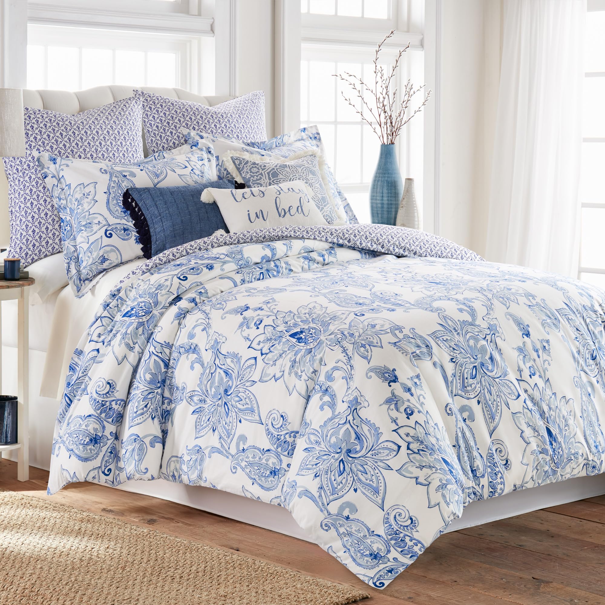 Levtex Home - Bennett Duvet Cover Set - King Duvet Cover + Two King Pillow Cases - Floral Paisley - Blue and White - Duvet Cover (106 x 94in.) and Pillow Case (36 x 20in.) - Cotton