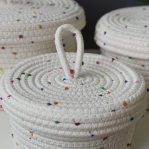 Cotton Rope Storage Basket with Lid Round Basket Small Woven Basket with Lid Decorative Woven Baskets for Organizing for Home Storage, Living Room(22x14cm)