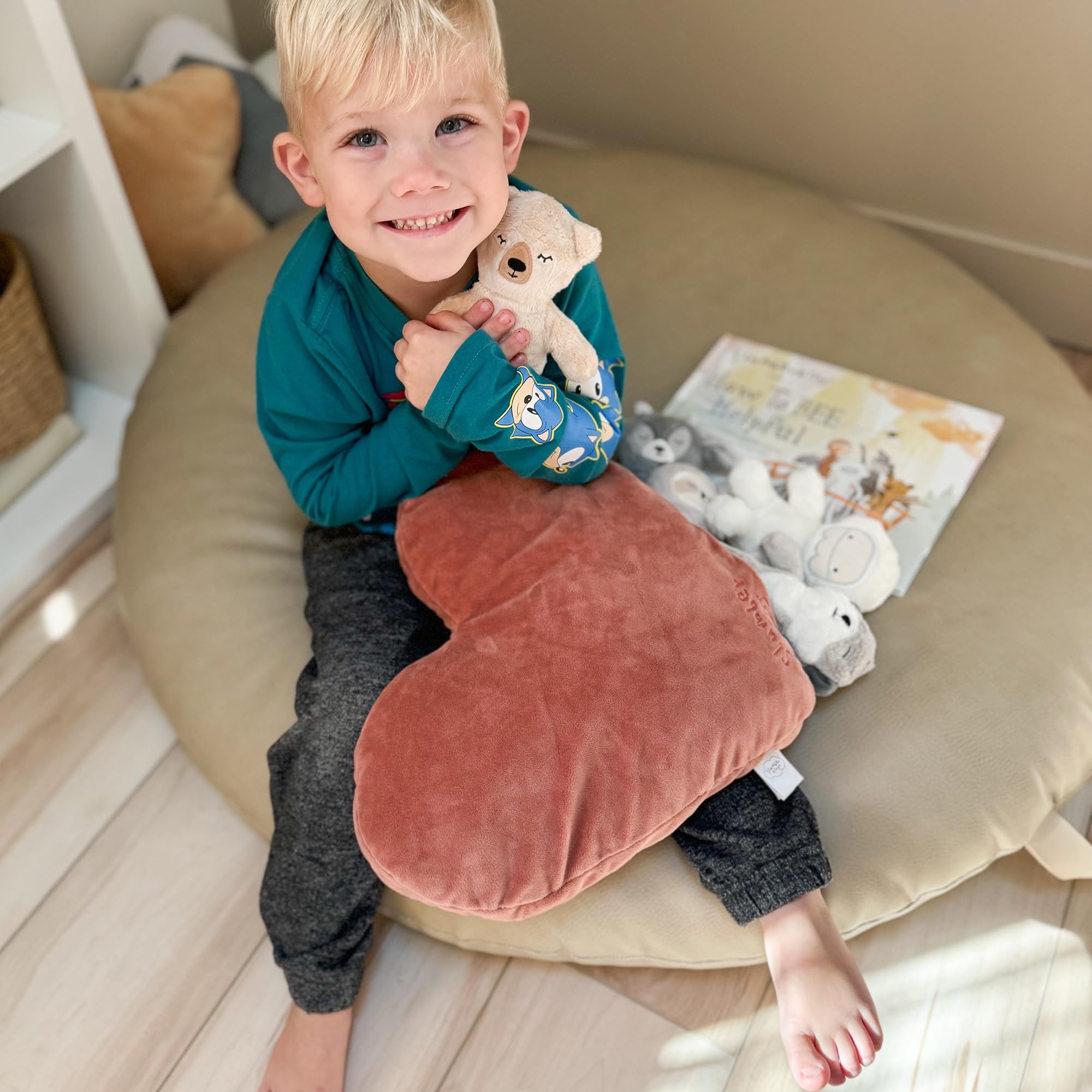 Slumberkins How to Bee Helpful Pillow Set - Includes Heart Pillow, 5 Caring Crew Minis: Honey Bear Mini, Ibex Mini, Otter Mini, Sloth Mini, Yeti Mini and How to Bee Helpful Hardcover Book