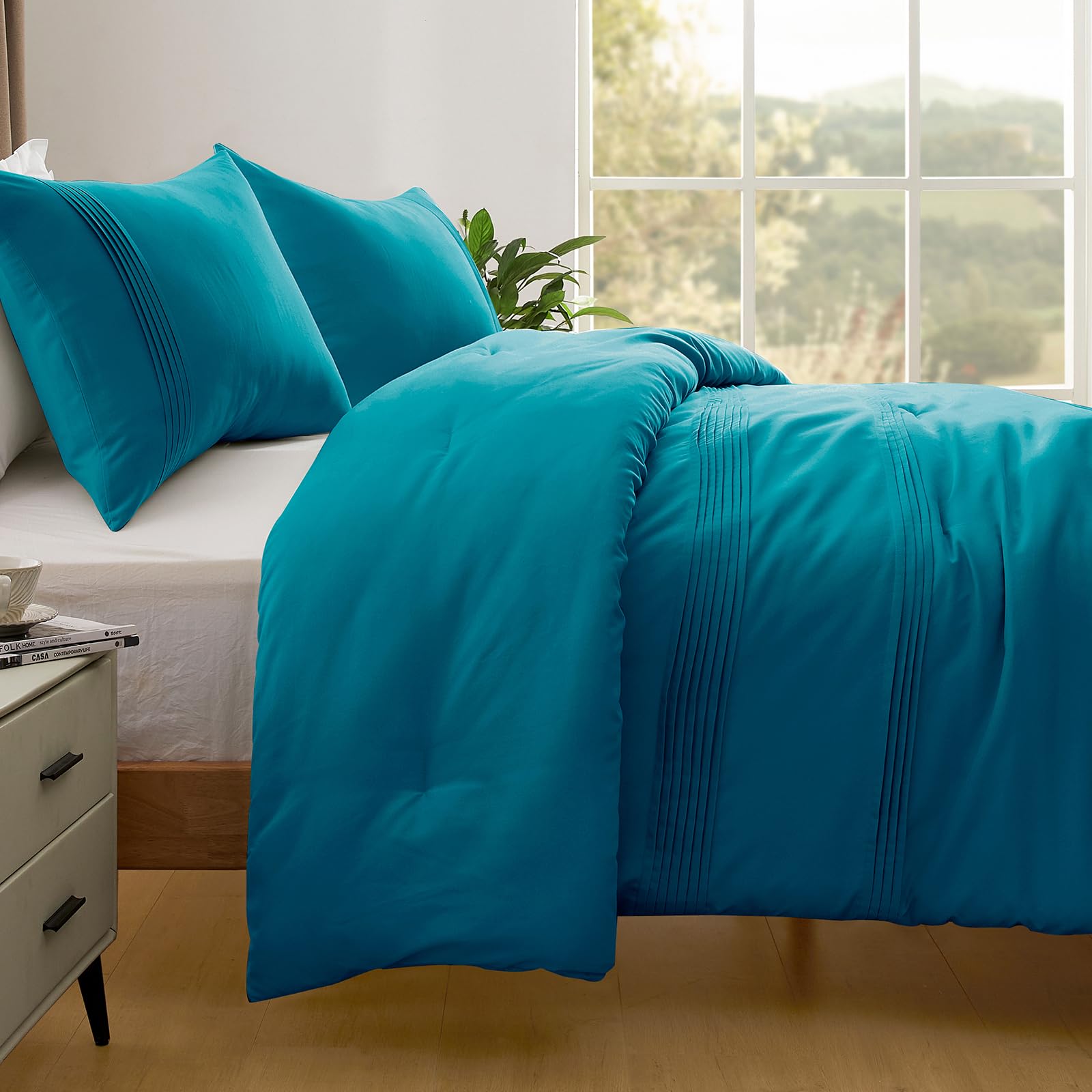 Basic Beyond Twin Comforter Set for Girls Boys, Fluffy Comforter Twin Size Bed, Lightweight Teal Comforter Set Twin, 2 Pieces Pinch Pleat Comforter Set (68" x 88" Comforter & 1 Pillowcase)