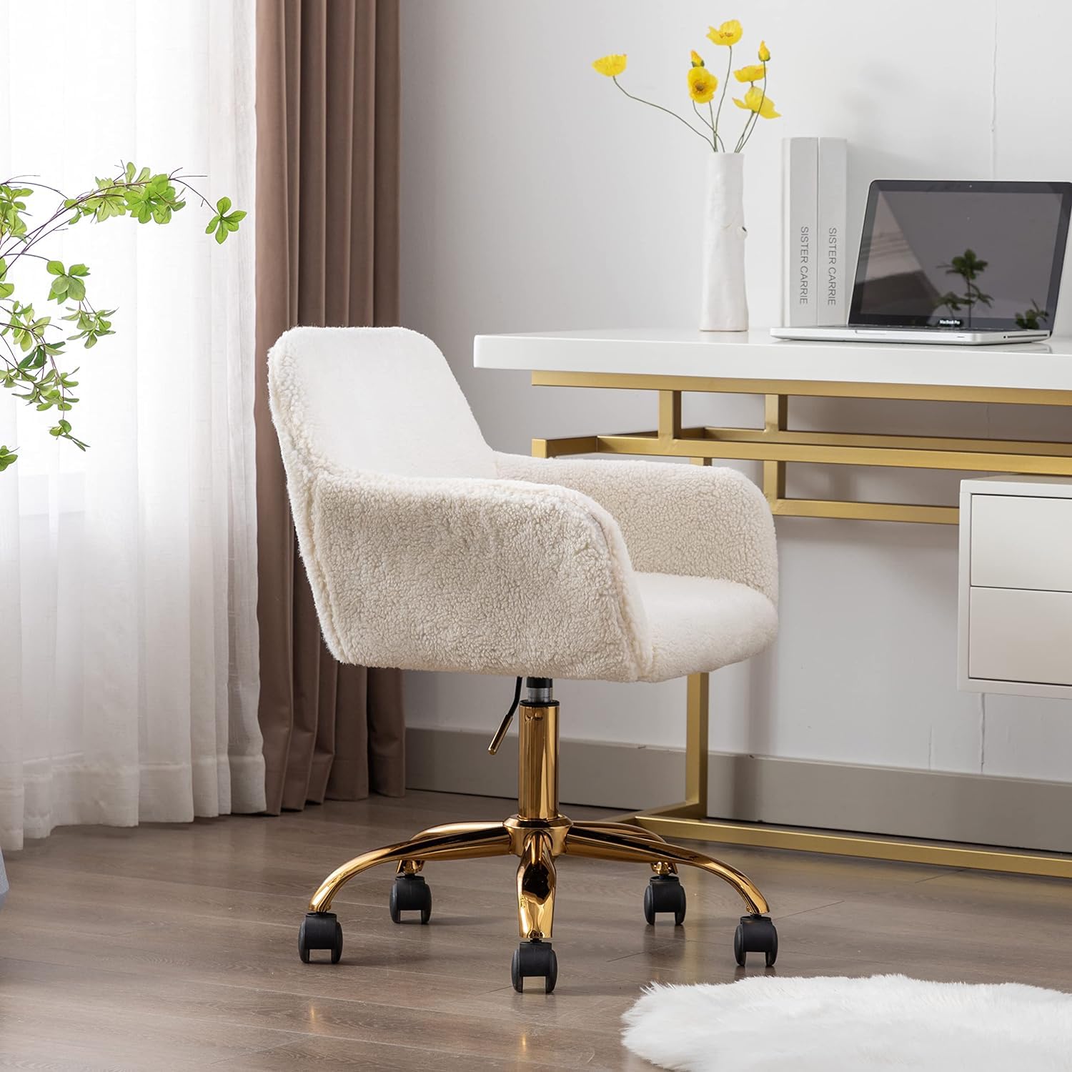 Yoluckea Faux Fur Desk Chair for Women Girl Teen, Home Office Desk Chair with Rolling Wheels, Modern Furry Vanity Chair for Makeup Room Bedroom Living Room, Adjustable Swivel Cute White Desk Chair