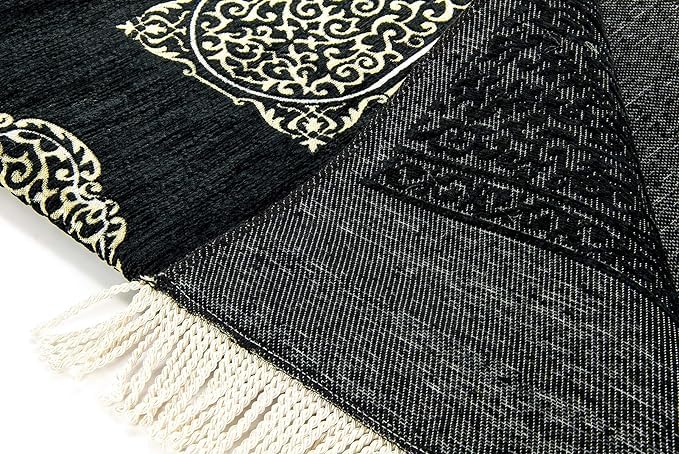 UUSOWARM Muslim Prayer Rug & Beads Set with Stylish Cylinder Gift Box Janamaz Sajadah Ultra-Soft Taffeta Prayer Mat Perfect Islamic Spiritual Gift for Ramadan Islamic Arabesque Pattern Black