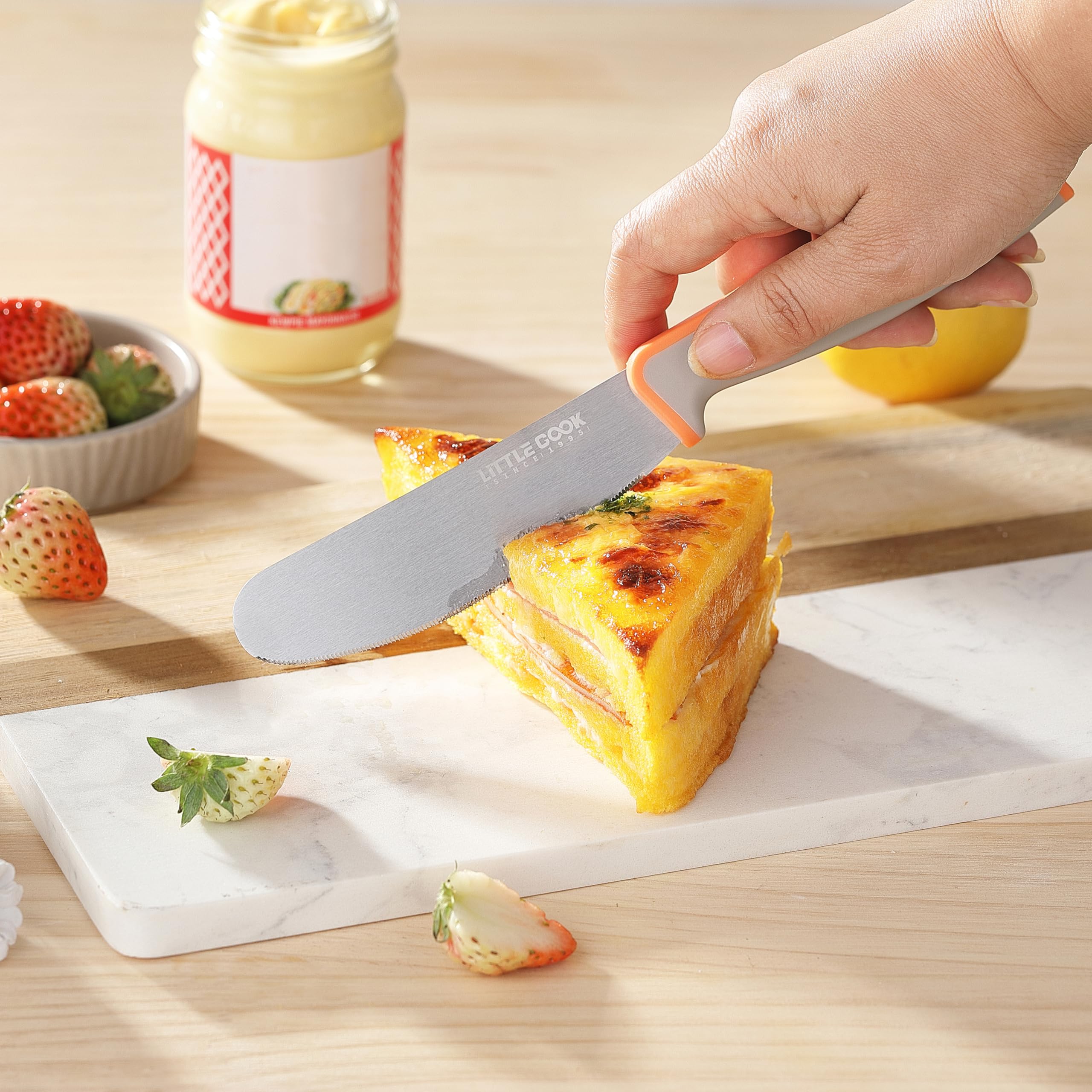 Butter Knife Spreader, Little Cook 4.7 Inch Sandwich Butter Spreader Knife, Stainless Steel Spreaders for Food with Serrated Edge , Great for Butter, Cheese, Peanut, Sandwhich, Jam, Dishwasher Safe