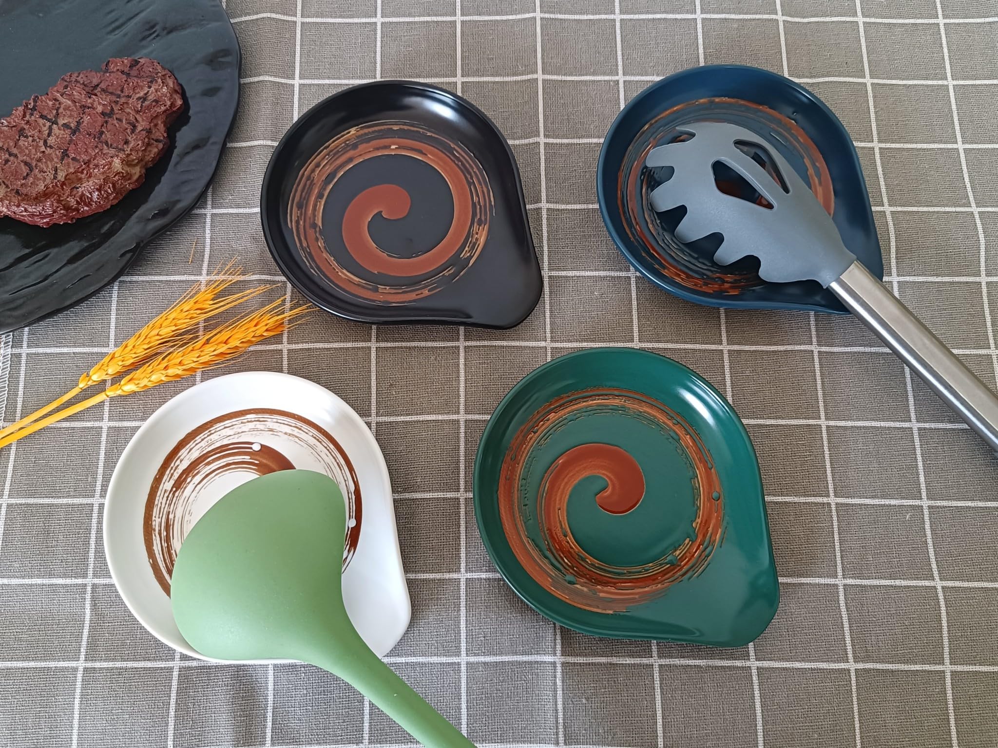 Homyne Ceramic Spoon Rest for Stove Top, Hand Painted Brown Swirl Spoon Rest for Kitchen Counter, Retro Cooking Spoon Holder for Kitchen Counter, Utensil Rest for Spatula Ladle or Tong (Grass Green)