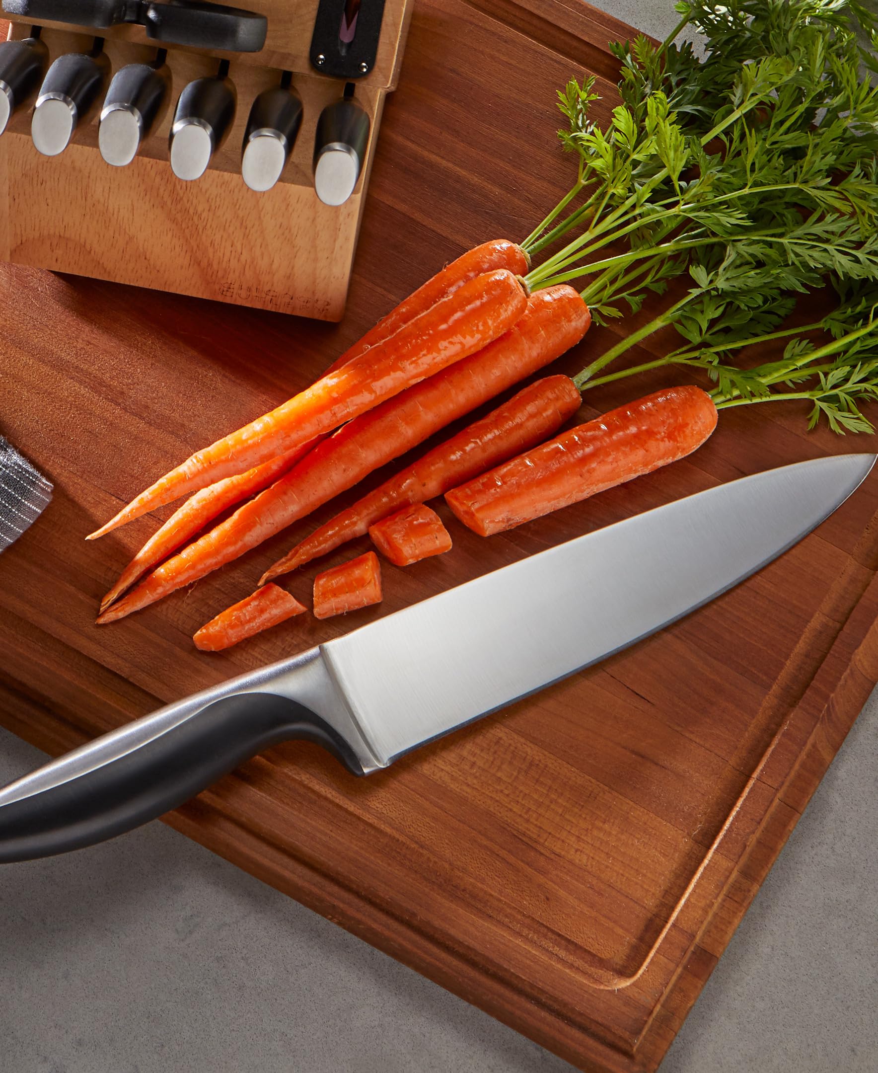 Chicago Cutlery Avondale (12-PC) Built-In Sharpener Kitchen Knife Block Set with Steak Knives, Ergonomic Handles and Sharp Stainless Steel Professional Chef Knife Set