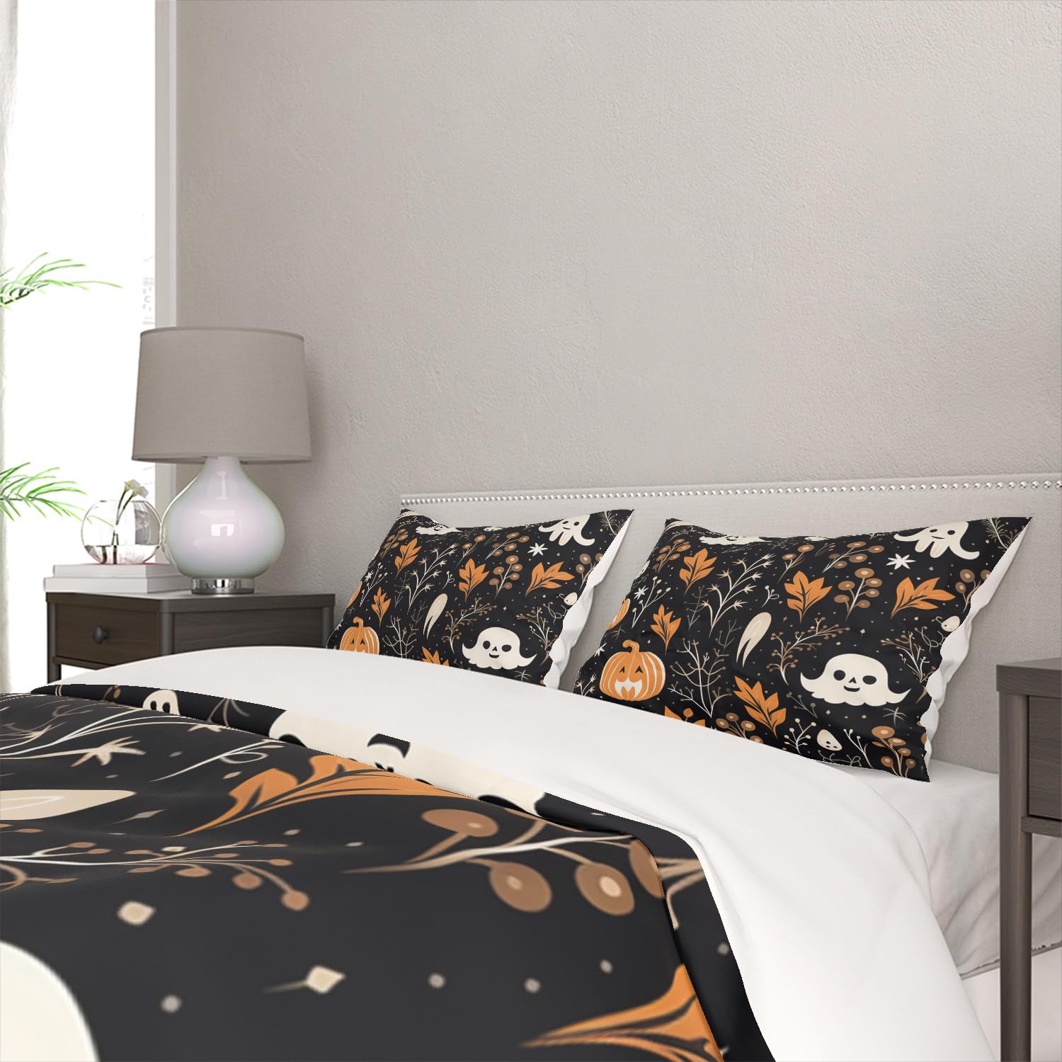 Haunted Halloween Nights Comforter Cover Set - King Size Black Pumpkin Lanterns, Ghosts, and Spider Webs - Spooky Bedding Set for Kids, Boys, Girls - Quilt Cover with 2 Pillowcases