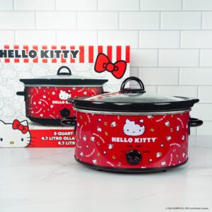 Uncanny Brands Hello Kitty 5-Quart Slow Cooker - Cook With Your Favorite Kitty