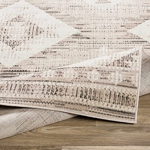 BoutiqueRugs Smoketown Traditional Area Rug - Tan, Black, White - 7'10" x 10'2"