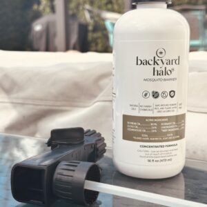 Backyard Halo Mosquito Barrier End Hose Sprayer Kit | DEET Free | Two 16 Fl Oz Bottles | Children, Adult, and Pet Safe | Friendly to The Environment | Reduces Mosquitoes | Covers 2,400 SqFt