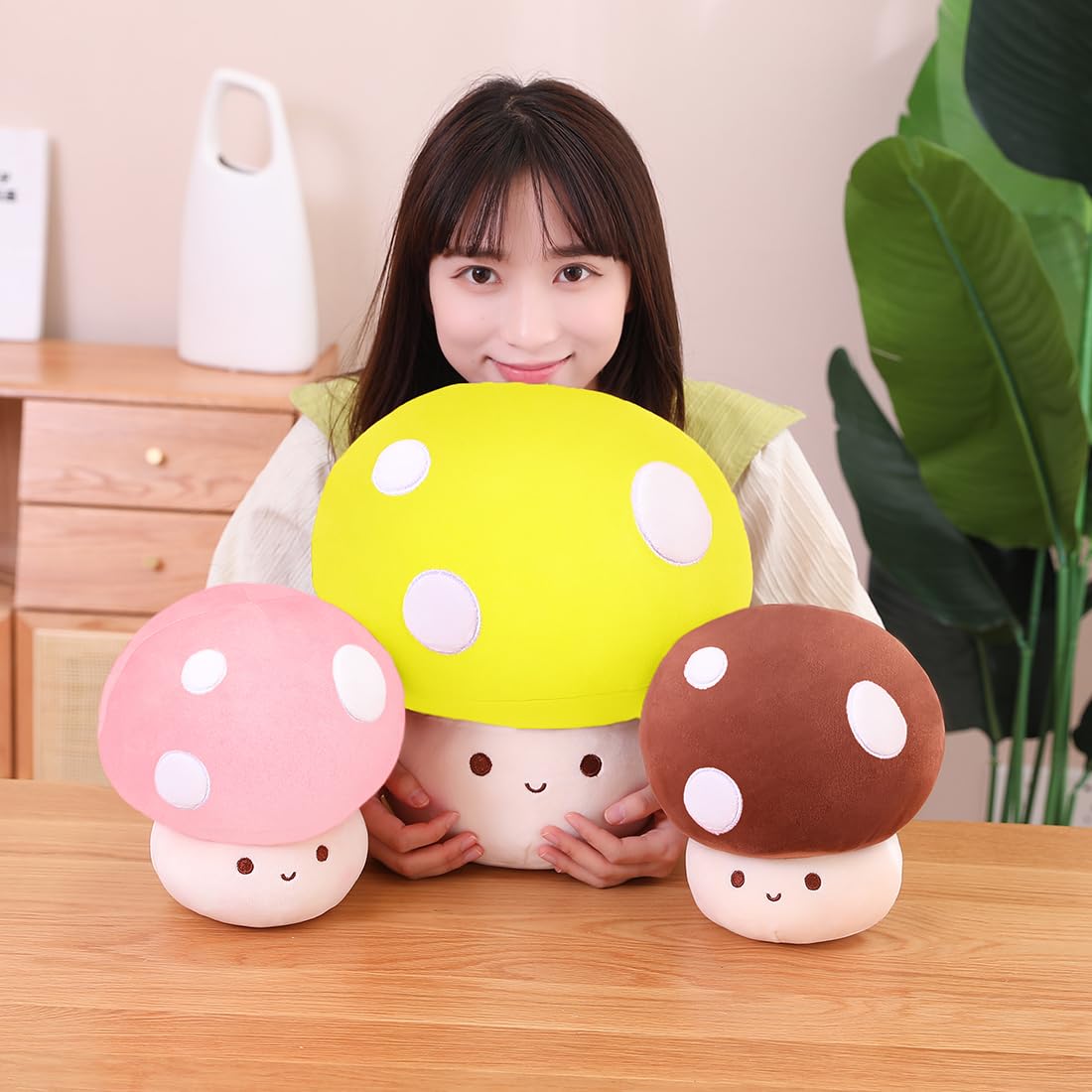 MIAOHAHA Kawaii Plush Mushroom Toy Pillow, Cute Plushies Mushroom Doll Gift for Kids(Pink,23cm/9in)