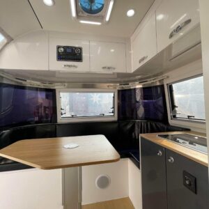 Airstream Caravans Trailer with Bedroom/Living Room/Bathroom and Kitchen.Now Travelling is Much Easy, 24 * 7.15 * 8ft.