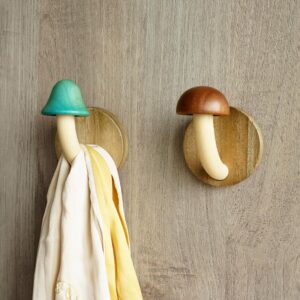 PRETYZOOM Mushroom Wall Hooks: 4pcs Wooden Mushroom Wall Hanging Hook, No Punching Wall Hanger, Decorative Wall Hook Hooks for Hanging Towels Hat Coat