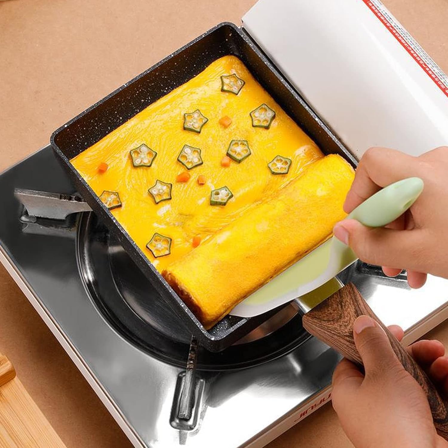 KALTEK Tamagoyaki Pan with accessories, Includes serving plate, oil brush, spatula and chopsticks, Japanese Cookware, Egg Pan, Rectangle Frying Pan, Omelette Maker Nonstick, Omelet Pan, 7" x 5" Black