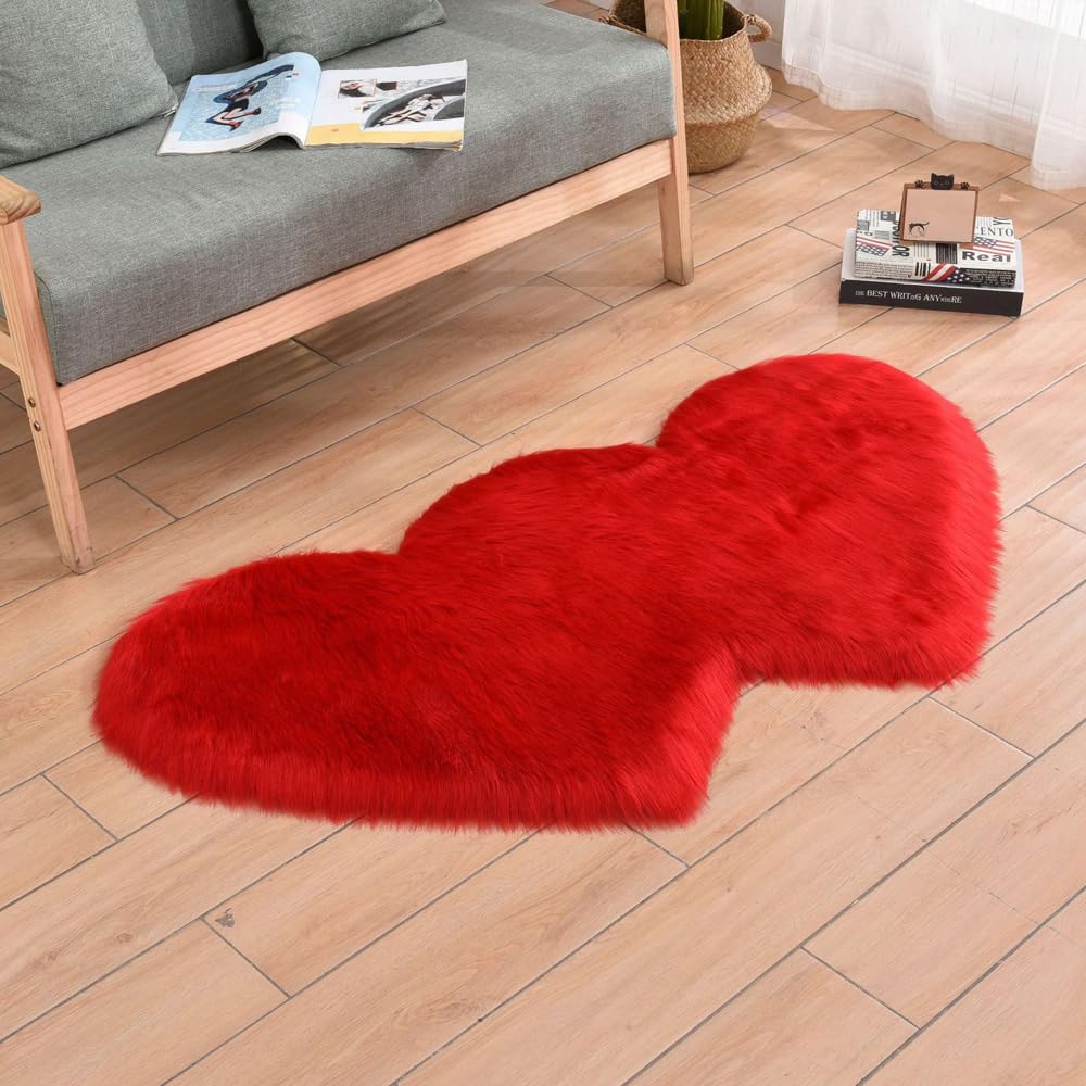 ZuTKekon Faux Fur Sheepskin Small Area Rugs Fluffy Seat Pad Double Hearts Shaped Carpets, 24x35 Inches Luxurious Wool Foot Mats Home Decor for Nursery Living Room Bedroom Pet Kids Room (Red)