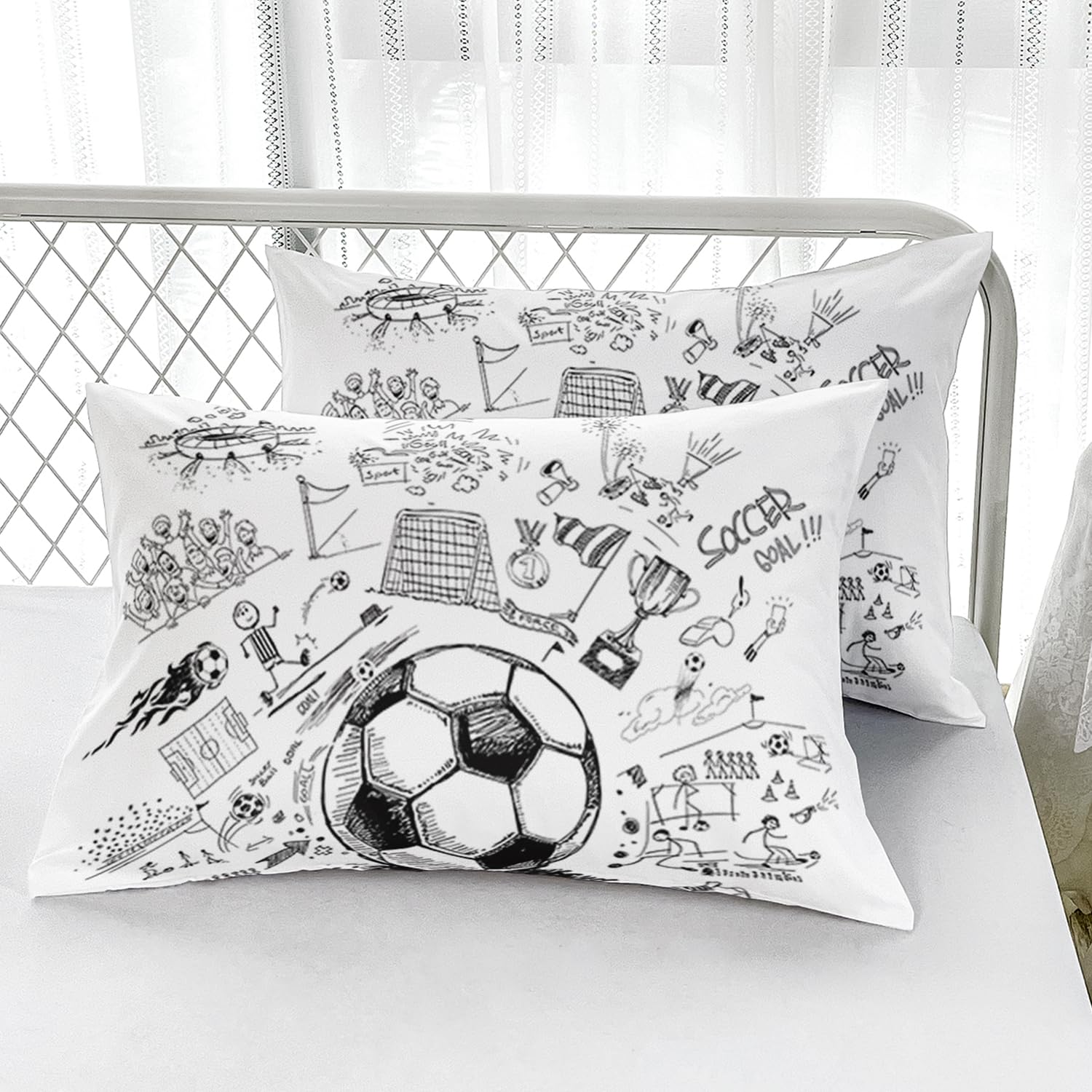 Nttopship Soccer Bedding Comforter Set Queen Size for Kids Teens and Adults Football Printed Quilt Set for Bedroom Soft Microfiber All Season Print Quilt Set with 1 Comforter and 2 Pillowcases