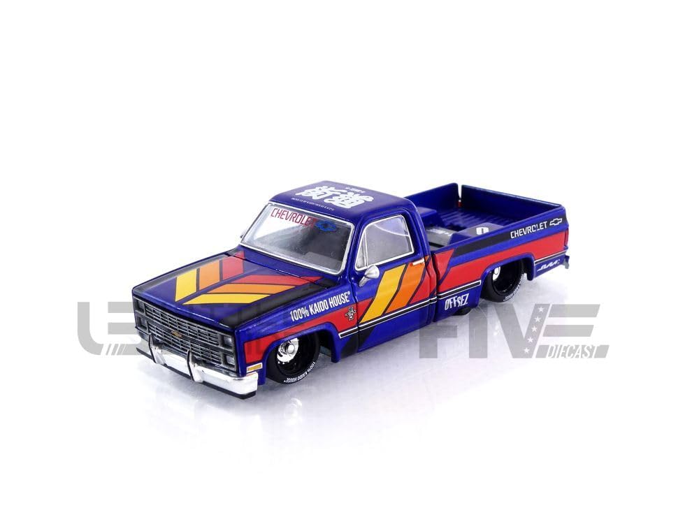 True Scale Miniatures Model Car Compatible with Chevrolet Silverado Kaido Works V2 Limited Edition 1/64 Diecast Model Car Kaido House KHMG099, Blue