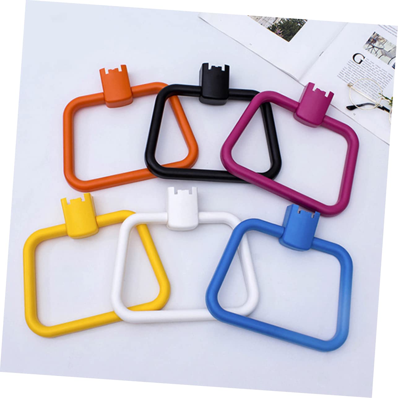 Amosfun Vacuum Cup Towel Rack Towel Rack for Kitchen Towel Holder for Kitchen Rotatable Towel Rack Strong Suction Towel Hanger Multifunction Enamel Plates Camping Suction Cup Towel Hanger