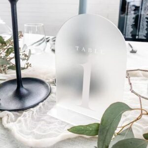 JINMURY Frosted Arch Table Numbers 1-5 with Stands, 5 Pack 5"x7" Frosted Arch Acrylic Table Numbers and Base, Perfect for Wedding Party Event