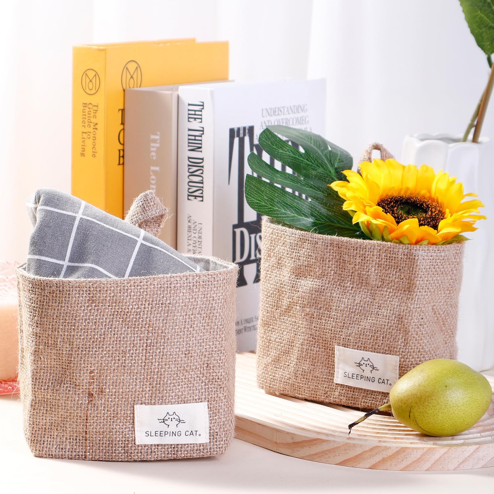 TENEBRALUX Small Cotton and Linen Hanging Storage Basket for Desktop, Ideal for Organizing Keys and Miscellaneous Items.