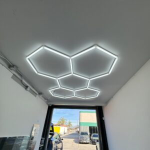 Generic Modern Hexagon LED Lights - Set of 5 Touch Control Aluminum Hexagon Ceiling Lights - Honeycomb Led Lights for Garage, Shops, Gyms, Basements – 4ft Wide, 8ft Tall (6500 Lumen), White