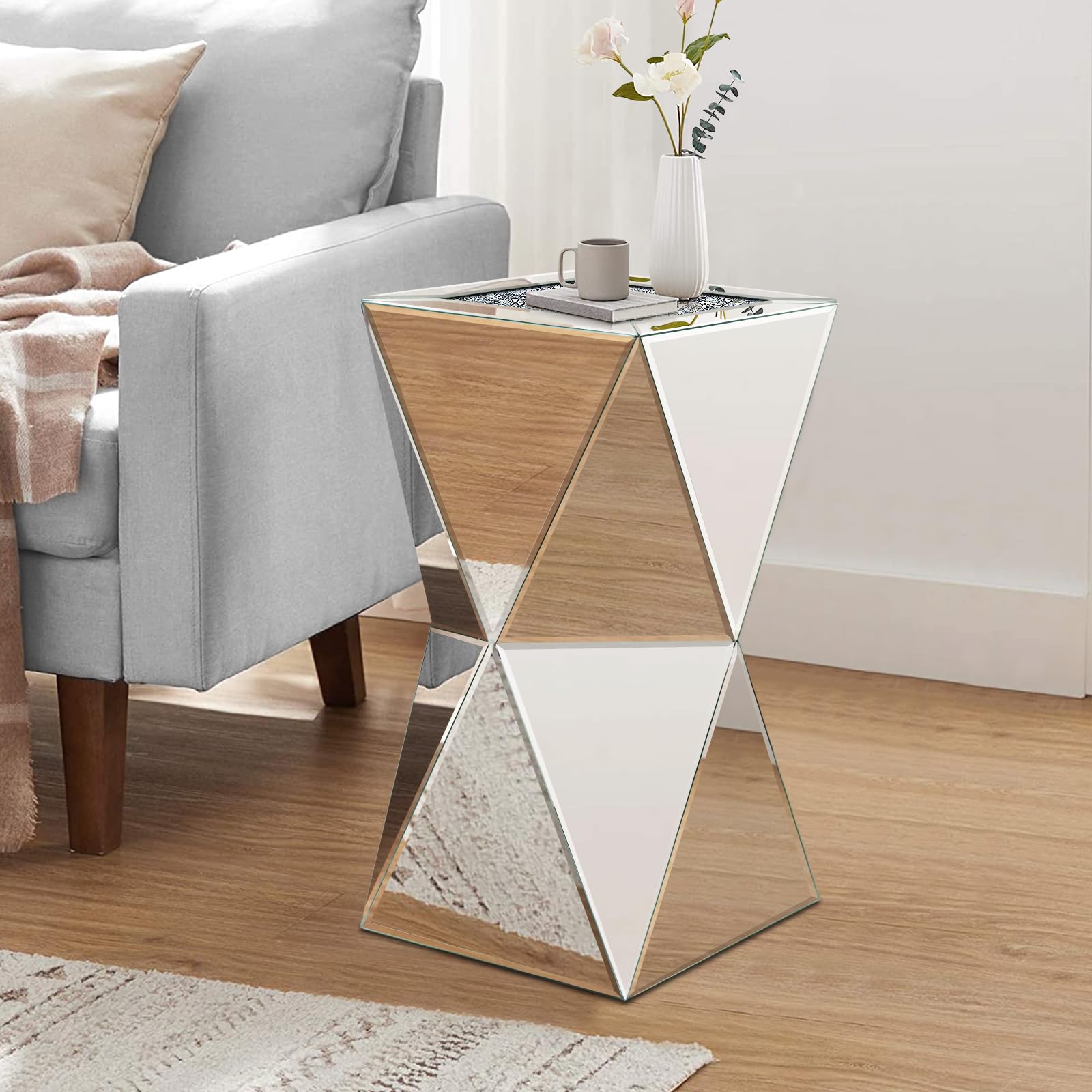 Pregaspor Sliver Mirrored End Table, Crushed Diamond Top Accent Side Table, Geometric Small Mirrored Coffee Table for Living Room, Bedroom, Corner, Small Space