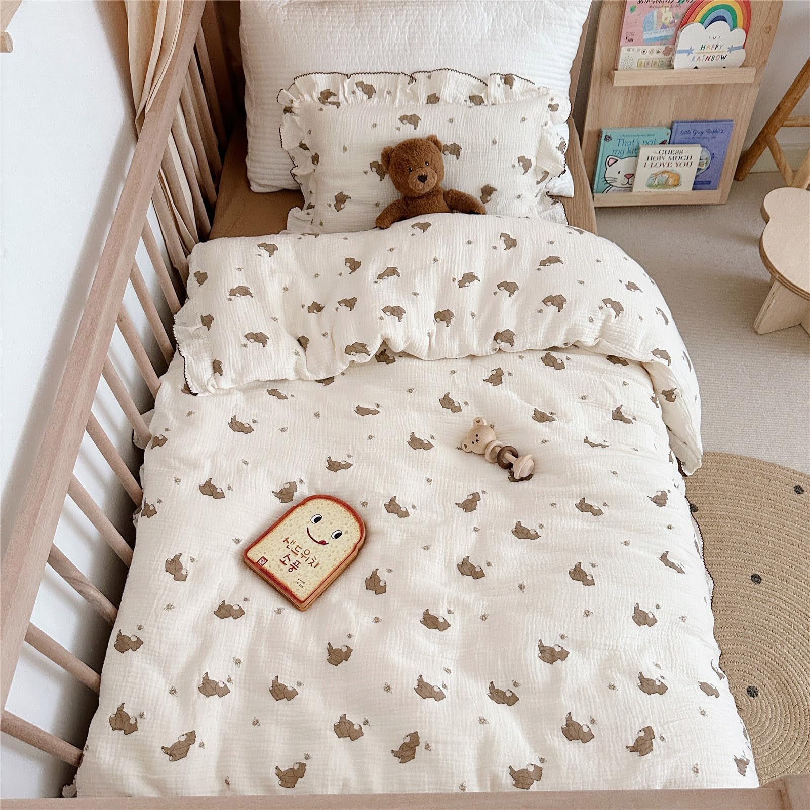 AOJIM Kids Bedding Duvet Cover with Little Bee and Brown Bear, Cotton Toddler 2-Layer Gauze Muslin Comforter Cover 47X59'', Ruffled Design Baby Duvet Protector for Girls Boys, No Pillowcases or Quilt