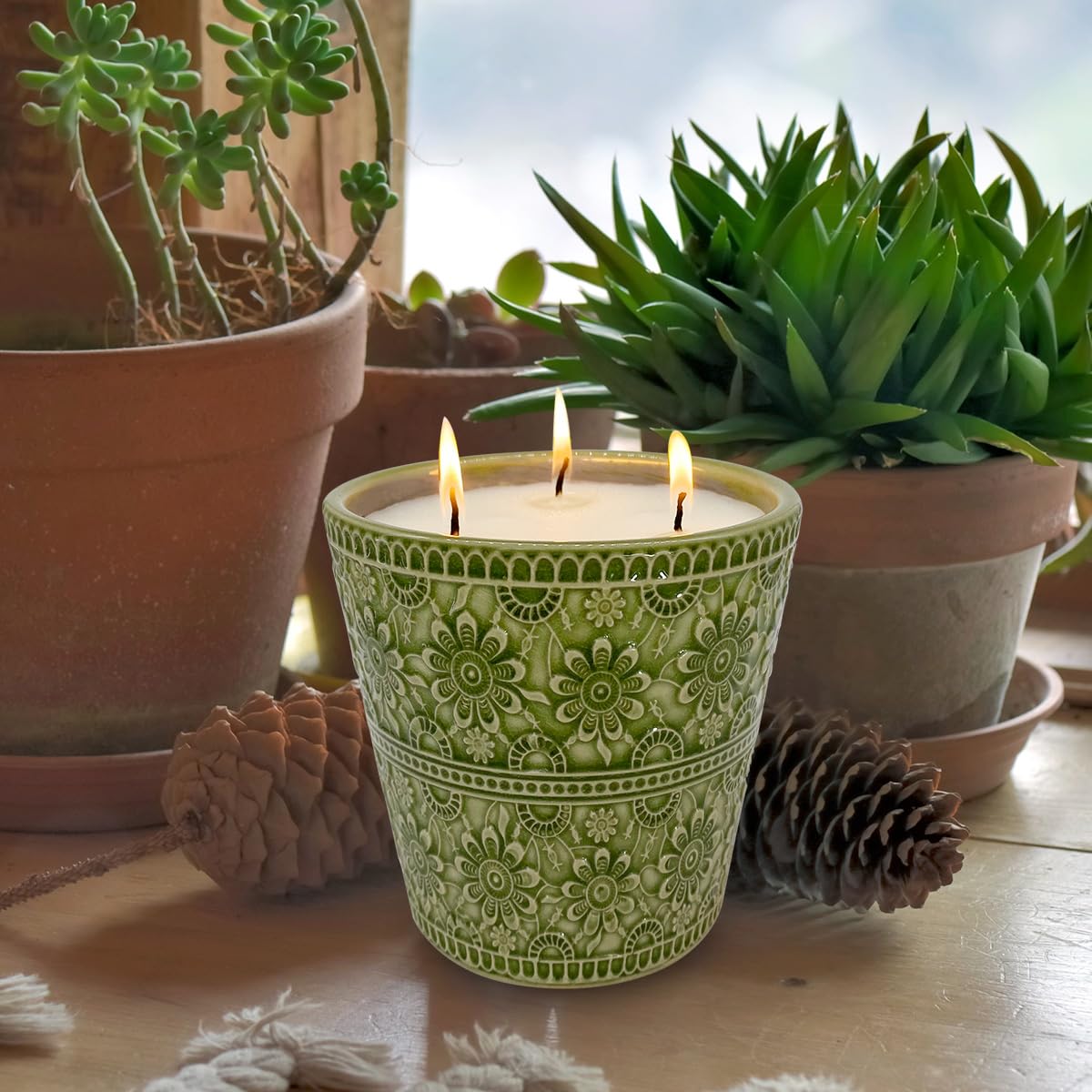 Outdoor Citronella Candle, Decorative Delicate Porcelain Candle Made with Natural Citronella Oil and Natural Soy Wax, Non-Toxic Smokeless Candle for Indoor, Patio, Backyard, Outdoor, Camping