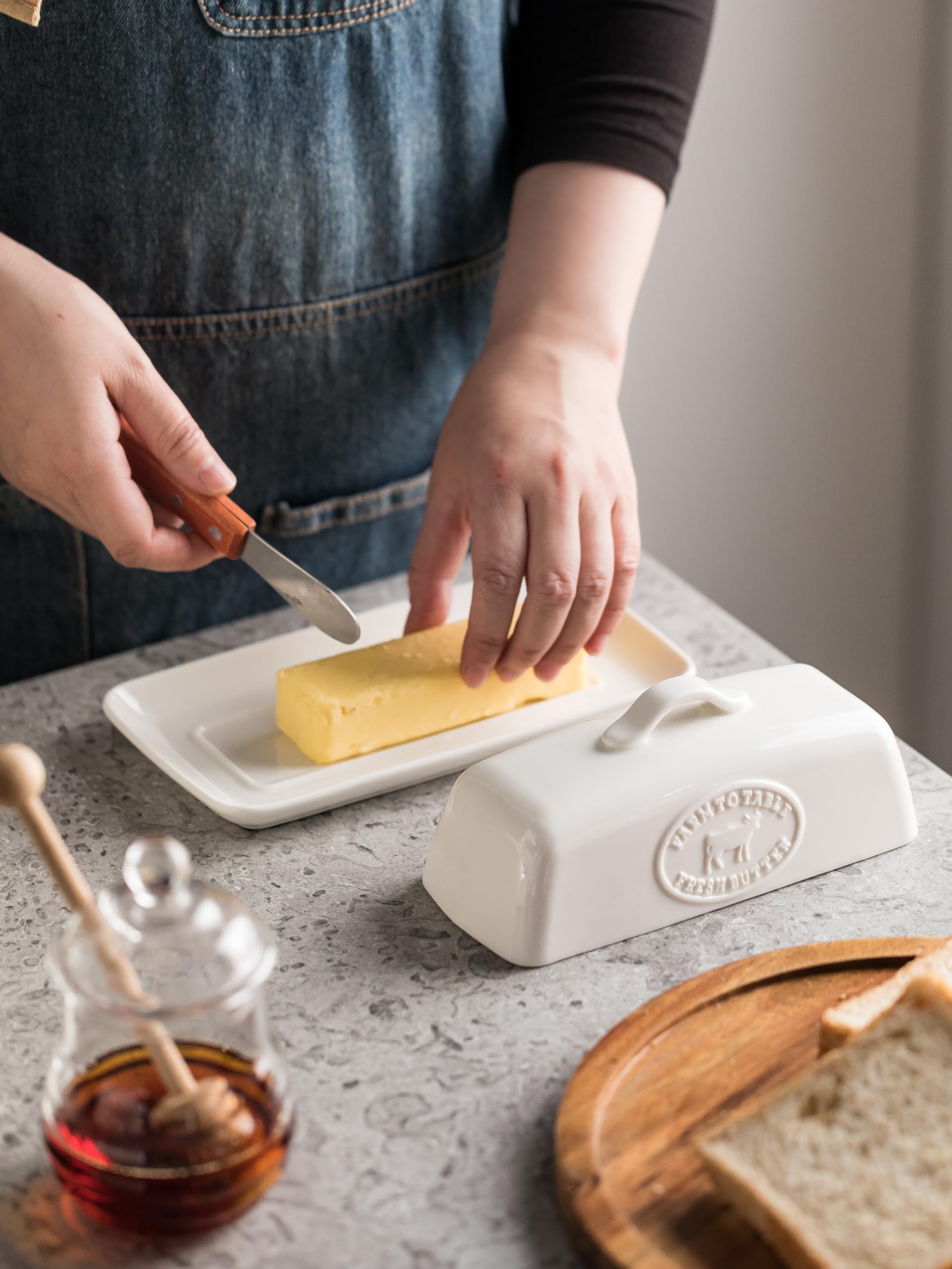 YHOJOY Cow Butter Dish, Ceramic Butter Dish with Lid for Countertop, White Butter Tray with Handle, Farmhouse Covered Butter Holder Container for East West Coast Butter Storage