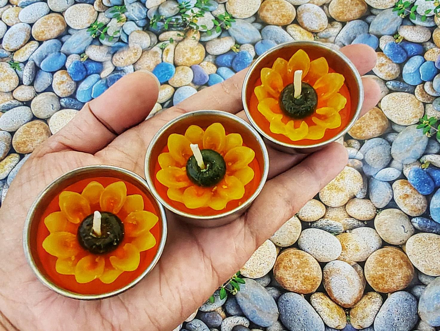 HukDok Flower Shape Tealight Candles for Birthday Party Home Décor Spa Wedding Anniversary Valentine's Day Mother's Day Celebration Baby Shower Decoration. (Sunflower)