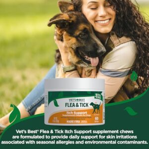 Vet’s Best Flea & Tick Support Soft Chews – Itch Support – Supplement Chews for Dogs – Soothes Skin Irritations Due to Seasonal Allergies, Fleas & Ticks – 60 Chews