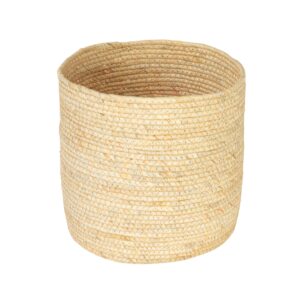 household essentials round handwoven corn leaf basket, natural