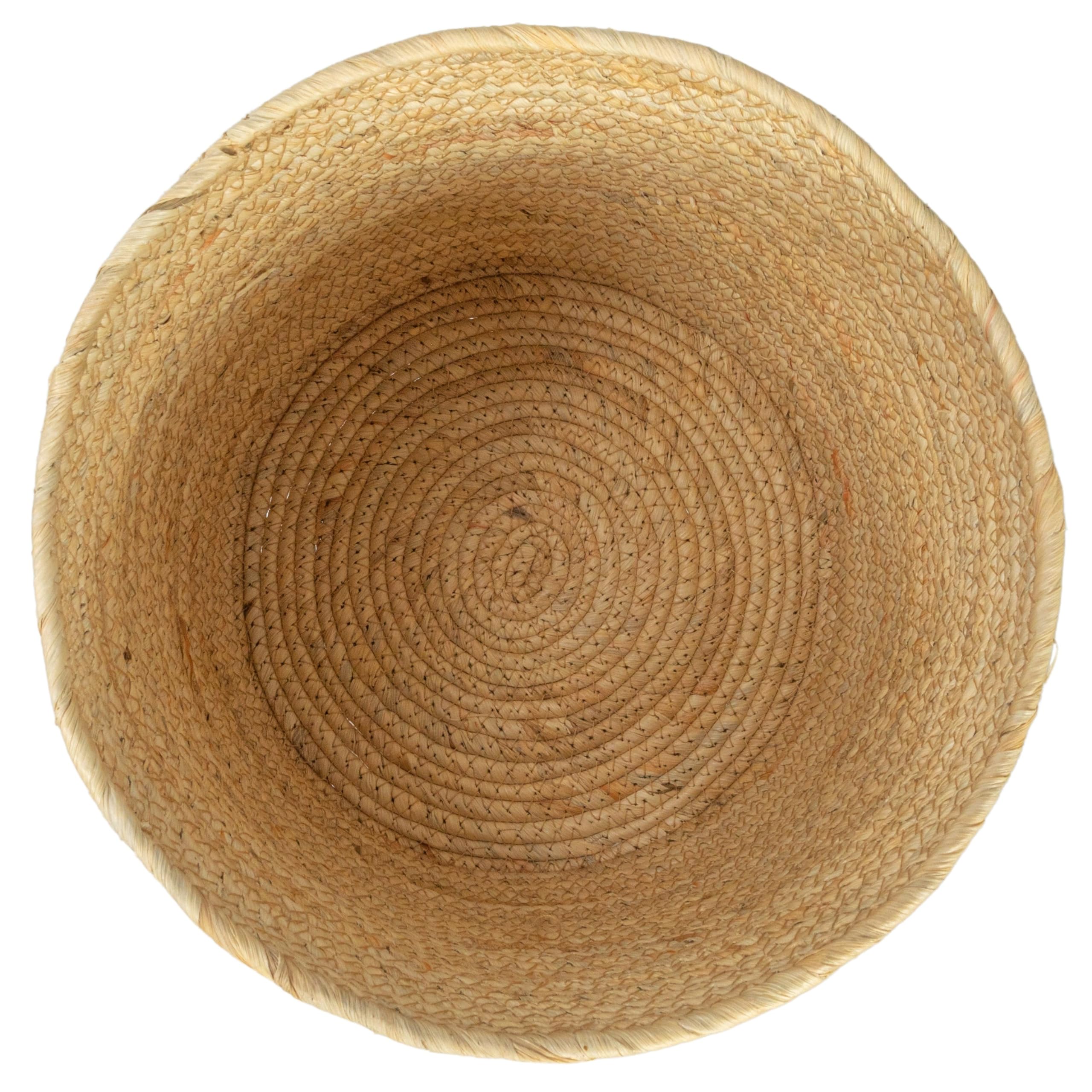 Household Essentials Round Handwoven Corn Leaf Basket, Natural