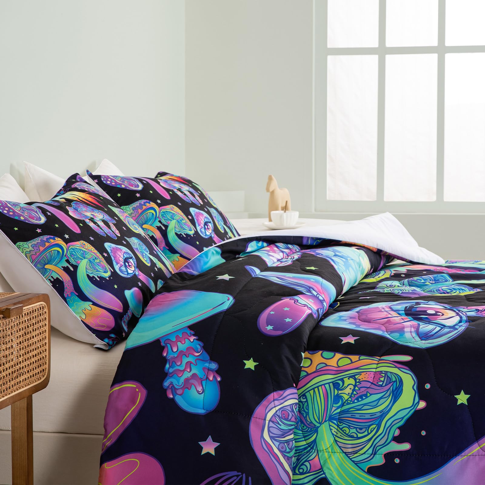 Dropshipful Cute Mushroom Bedding Sets, Twin Cartoon Mushroom Comforter Set, Mushroom Gifts for Women 3PC Black Comforter and 2 Pillowcases