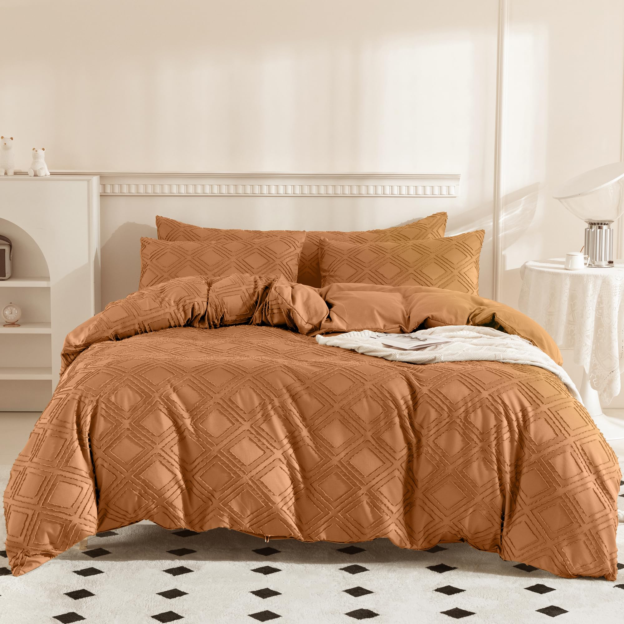 JELLYMONI Duvet Cover King, Rust Microfiber Tufted Duvet Cover Set, Boho Textured Duvet Cover Jacquard Rhombus Geometric Pattern Duvet Cover with Corner Ties & Zipper Closure