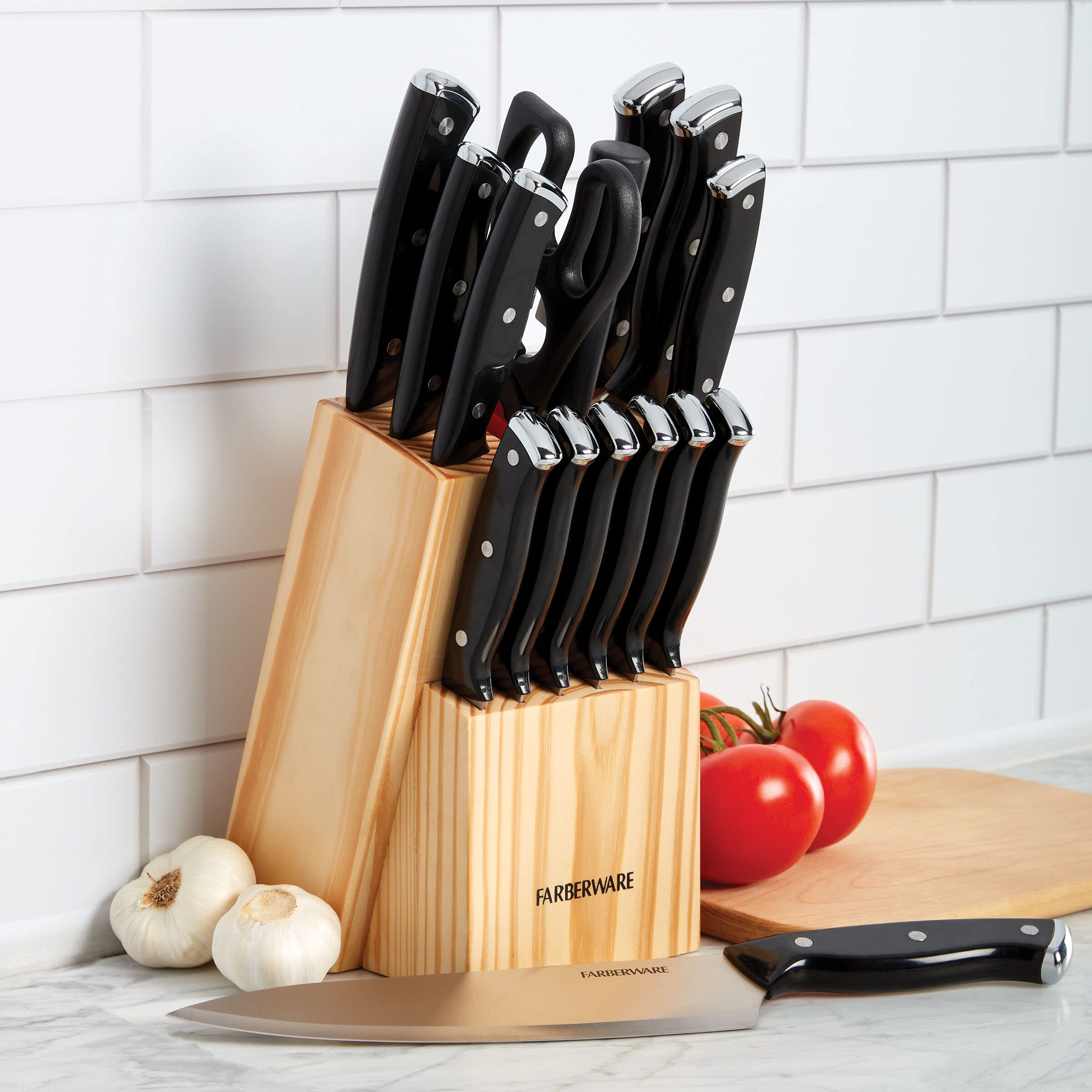 Farberware Triple Riveted Knife Block Set, High Carbon-Stainless Steel Blades Ergonomic Handles, Includes Natural Pinewood, 15 piece, Black Pine