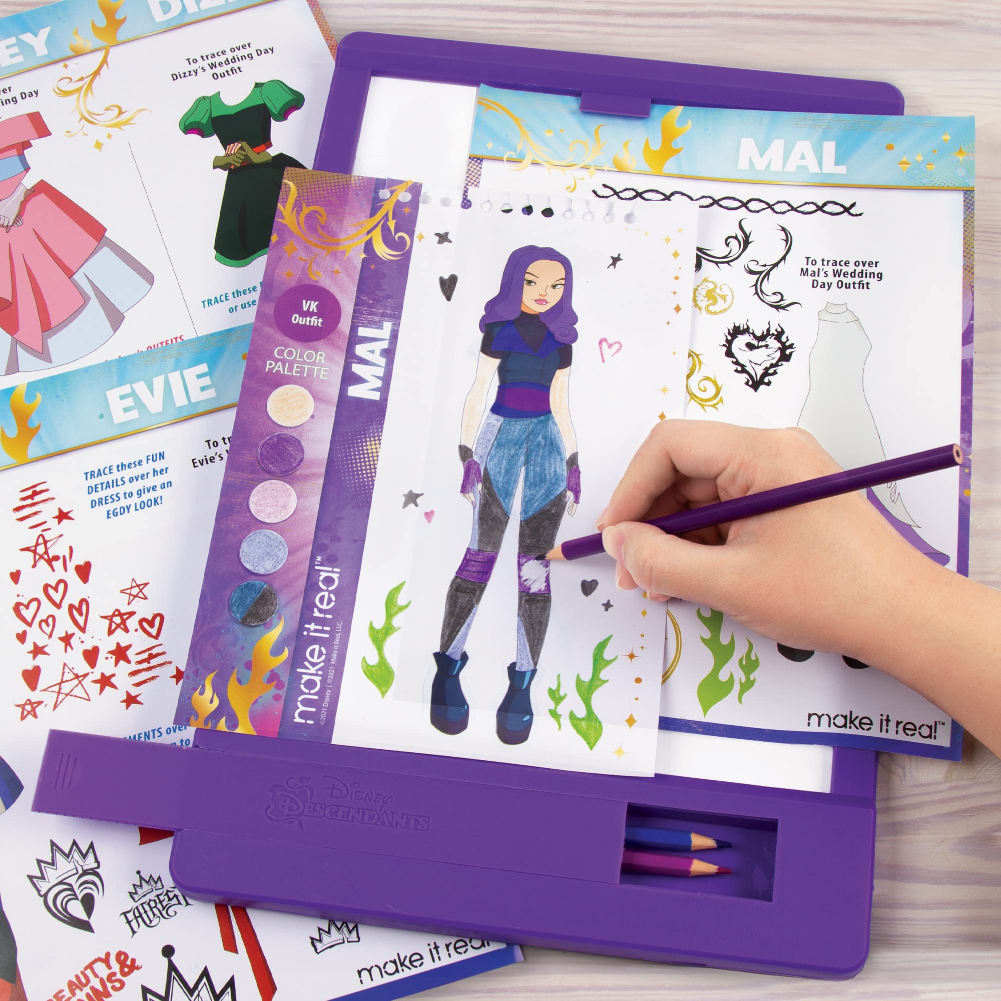 Make It Real - Disney Descendants Royal Wedding Sketchbook with Tracing Light Table. Fashion Design Tracing and Drawing Kit for Girls