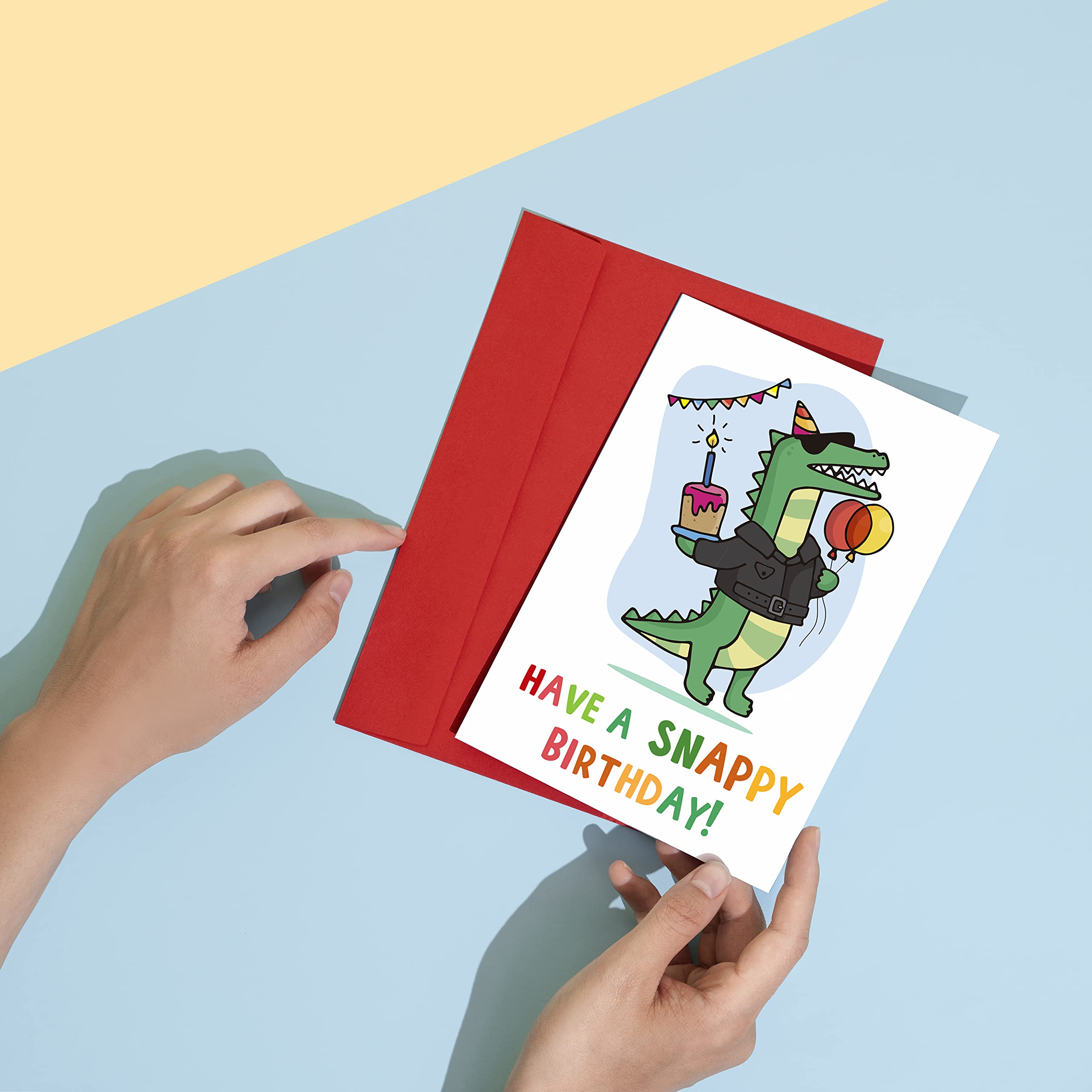 Huxters ‘Snappy Birthday’ A5 Alligator Happy Birthday Card for kids Crocodile - Unique Gift for Kids - Includes Envelope - Fun Slogan Illustrated Greetings Card, FSC Certified Paper…