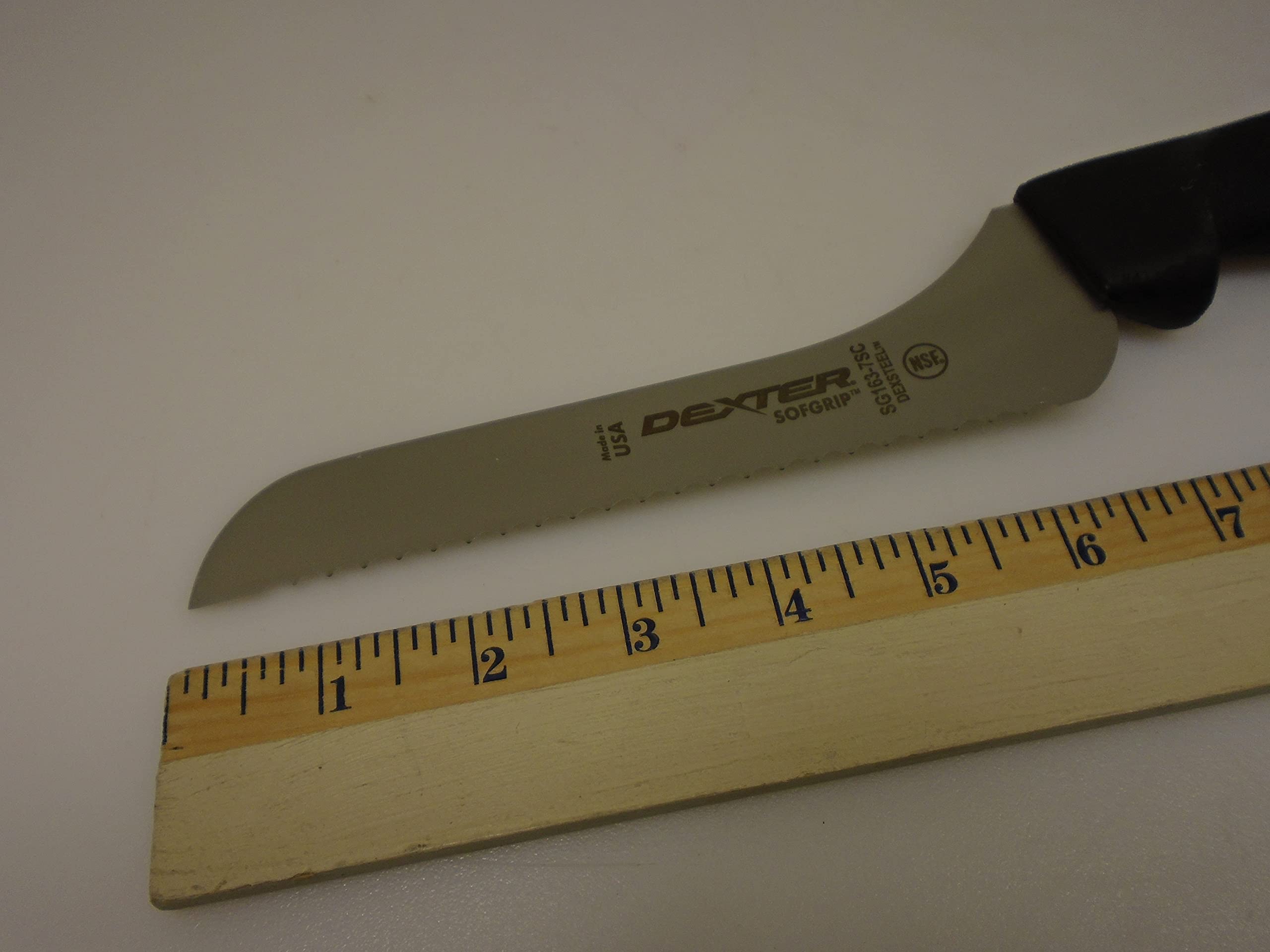 Made in USA 7 inch Offset Scalloped Edge Bread Knife Black Handle SG163-7SC